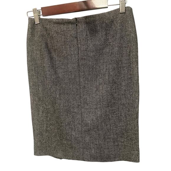 Agnes B. Paris Wool Blend Skirt with Lace Inset Sz. 40 (US 8) - Picture 5 of 5